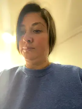 Snapshot of Abby-LS chatting on November 7, 2025, 1:33 pm Abby-LS online show from November 7, 2025, 1:33 pm