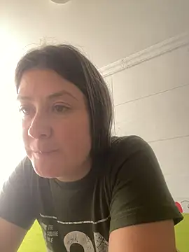 Snapshot of Abby-LS chatting on December 19, 2025, 2:24 pm Abby-LS online show from December 19, 2025, 2:24 pm