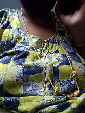 TAMIL ELAKKIYA online show from February 17, 2026, 4:09 am