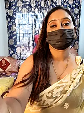 Cute-lusi online show from October 26, 2025, 1:11 am