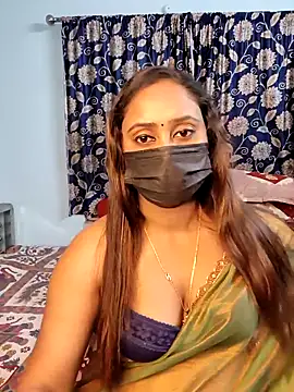 Cute-lusi online show from February 25, 2026, 8:07 pm