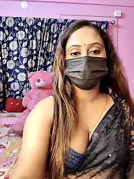 Cute-lusi online show from May 3, 2026, 6:47 pm