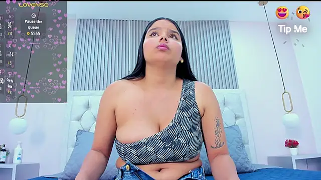 Snapshot of kelsy_monroy chatting on October 9, 2025, 7:56 pm kelsy monroy online show from October 9, 2025, 7:56 pm