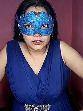 MEERAcle online show from October 9, 2025, 4:16 pm