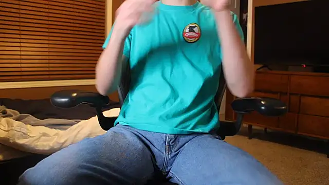 jjjjjfive online show from February 22, 2026, 4:24 am