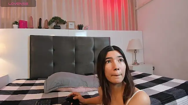 CuteButHarder online show from April 10, 2026, 8:13 pm