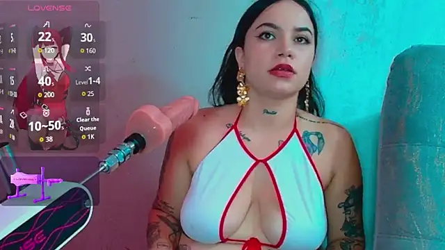 Lali HOtt online show from October 19, 2025, 7:36 pm