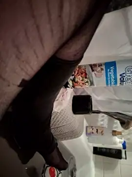 BillyIdoll75769 online show from April 20, 2026, 11:57 am