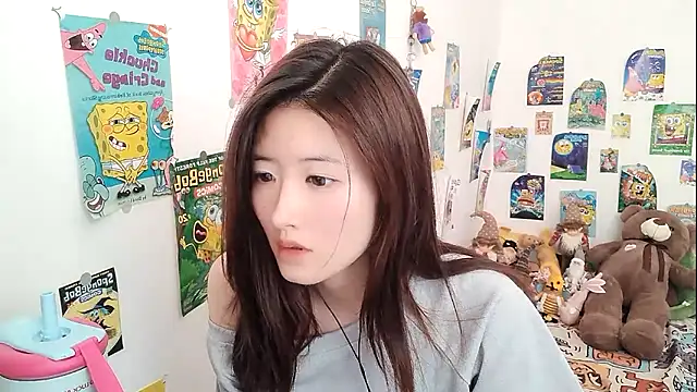 Moonlight-23 online show from September 9, 2025, 4:01 am