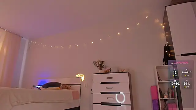 devaivy online show from January 19, 2026, 9:46 am