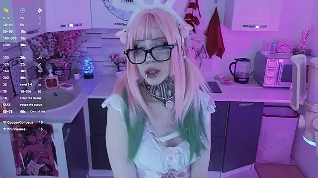 Nana stolass online show from June 17, 2026, 12:40 pm