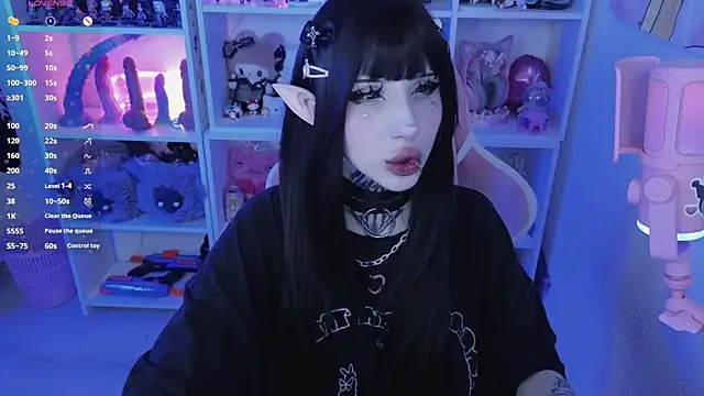 Nana stolass online show from July 2, 2026, 12:11 pm