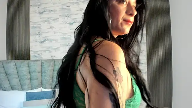 ShanelEvans online show from February 18, 2026, 4:25 pm