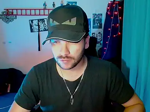 cortelioni massimo  online show from November 8, 2025, 2:45 am