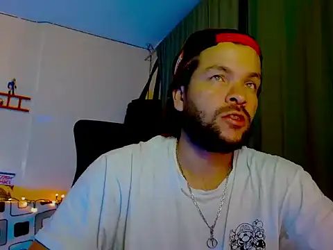 cortelioni massimo  online show from February 25, 2026, 1:04 am