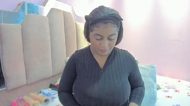 AndreaSweet2 online show from November 29, 2025, 7:50 pm