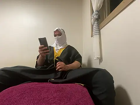 sheikhbandar06 09 online show from October 11, 2025, 10:19 pm