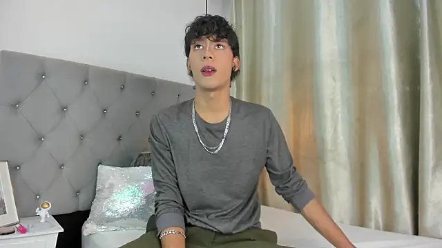 d3rke 666 online show from October 12, 2025, 4:00 am