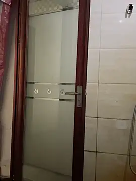 crhong666 online show from December 17, 2025, 12:38 am