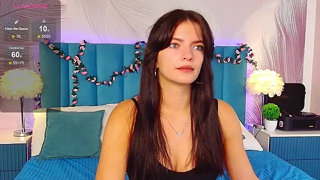 kimberlyy77 online show from September 15, 2025, 6:13 am