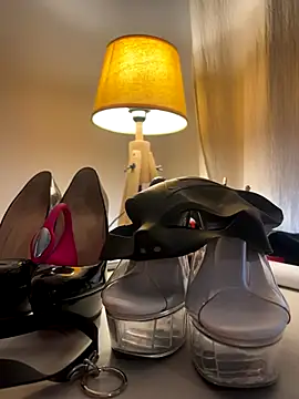 LesAmantsAE2 online show from October 15, 2025, 9:42 am