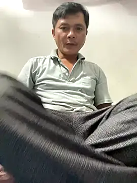 hotboy2x online show from December 14, 2025, 10:53 am