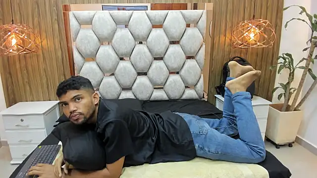 jeff nick online show from October 21, 2025, 11:33 am