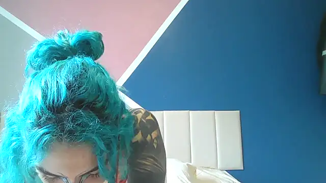 peetitefairy online show from October 18, 2025, 6:52 pm