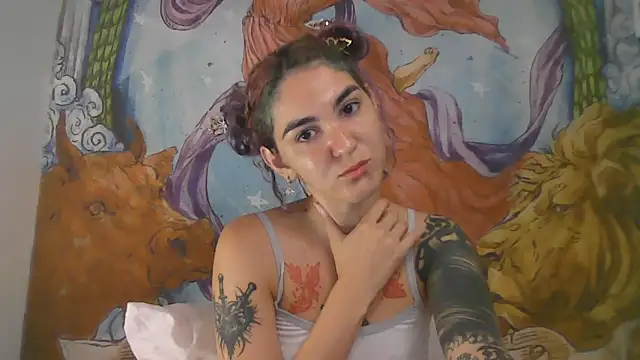 peetitefairy online show from April 19, 2026, 5:29 am