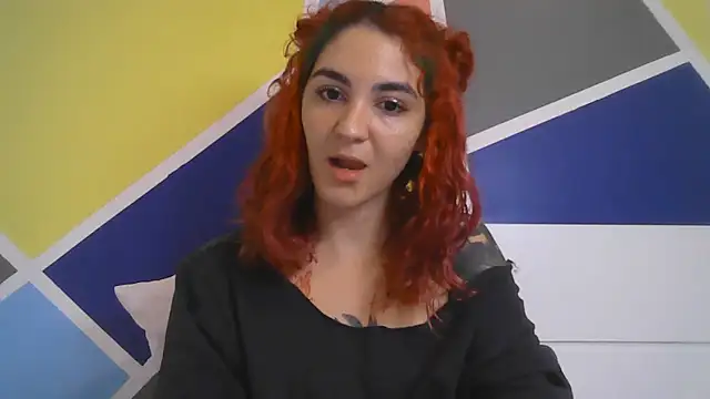 peetitefairy online show from April 26, 2026, 6:44 am