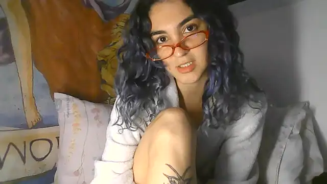 peetitefairy online show from July 20, 2026, 5:22 am