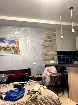 Snapshot of Rainbow_W chatting on October 15, 2025, 2:06 pm Rainbow W online show from October 15, 2025, 2:06 pm