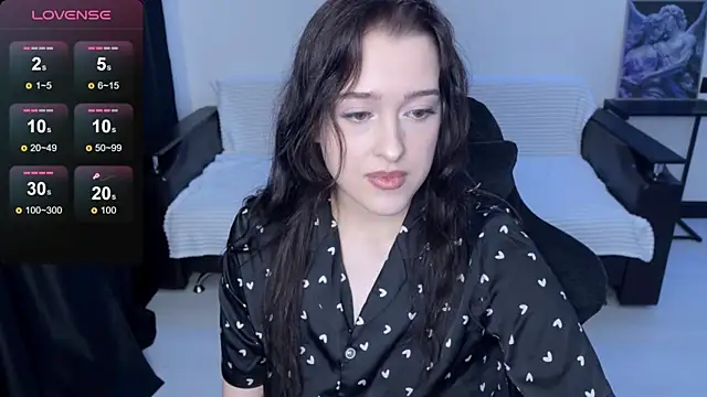 Sunshine J online show from November 18, 2025, 8:57 pm