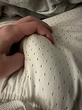 Thomas3325 online show from October 31, 2025, 4:02 am