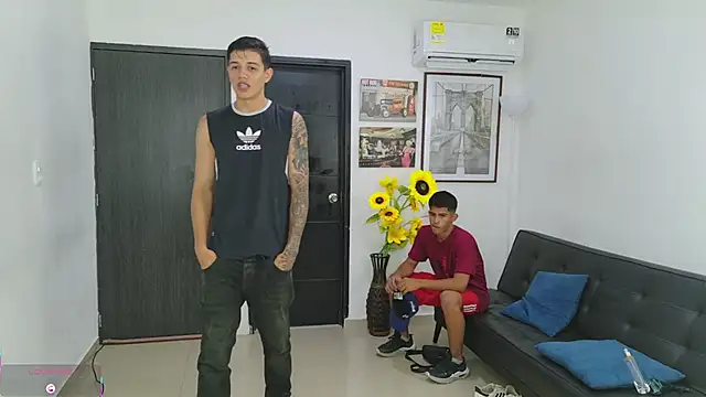 Playhardsex  online show from April 21, 2026, 11:18 pm