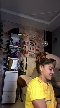 Snapshot of hannachris- chatting on June 23, 2026, 8:40 pm hannachris- online show from June 23, 2026, 8:40 pm