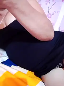 vickyhot1966 online show from March 15, 2026, 5:57 am