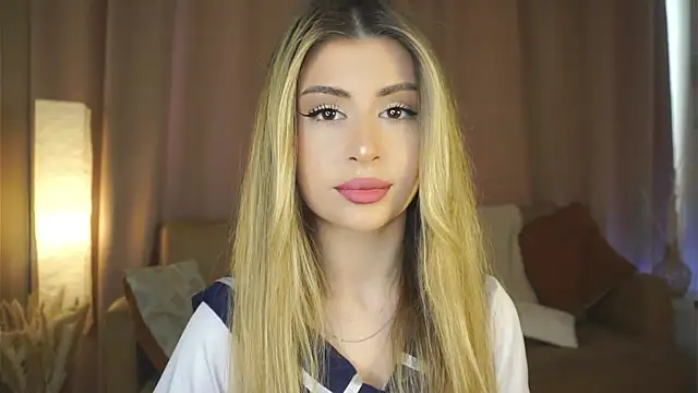 GeorginaHarn online show from June 4, 2026, 9:04 am