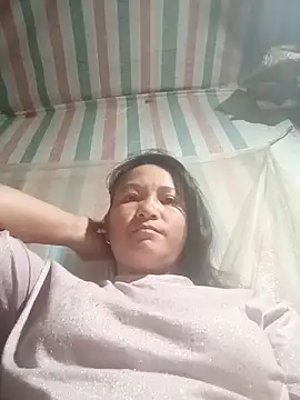 Snapshot of Love-Mama33 chatting on October 23, 2025, 12:10 am Love-Mama33 online show from October 23, 2025, 12:10 am