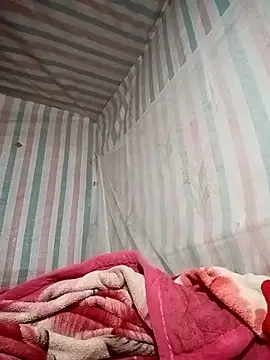 Snapshot of Love-Mama33 chatting on November 26, 2025, 10:55 pm Love-Mama33 online show from November 26, 2025, 10:55 pm