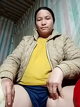 Love-Mama33 online show from February 10, 2026, 9:08 pm