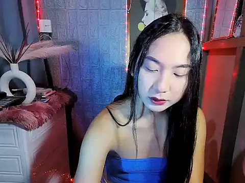 Nathalie Smith19 online show from April 25, 2026, 1:36 pm