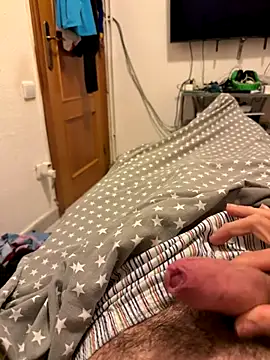 Snapshot of gigolobcn chatting on November 8, 2025, 5:18 am gigolobcn online show from November 8, 2025, 5:18 am