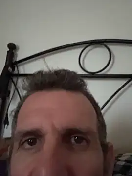 gigolobcn online show from February 16, 2026, 2:46 pm