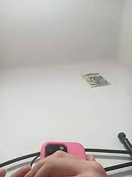 gigolobcn online show from April 12, 2026, 3:55 am