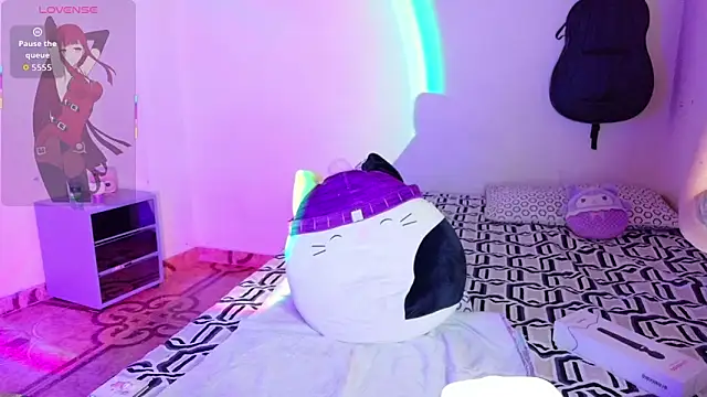 Snapshot of daihanae_2 chatting on September 18, 2025, 12:01 am daihanae 2 online show from September 18, 2025, 12:01 am