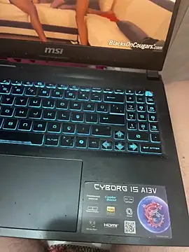 efeees35 online show from March 4, 2026, 11:11 pm