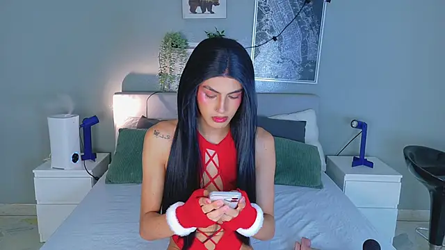 Nickifox   online show from December 18, 2025, 7:31 pm