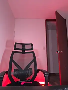 Danicute  online show from October 4, 2025, 6:44 am