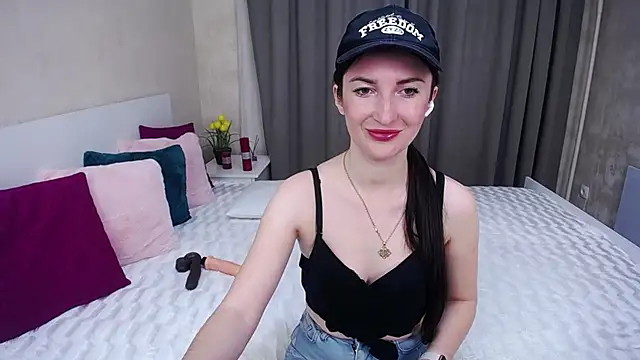 EvelinCuper online show from December 3, 2025, 6:21 am